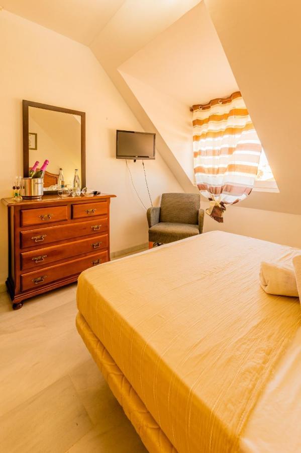 Hotel La Morena 푸엔히롤라 외부 사진